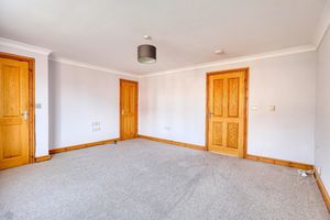 Lounge- click for photo gallery